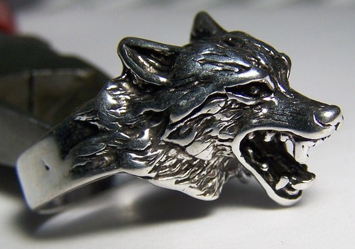 Deluxe wolf head with - deluxe, teeth