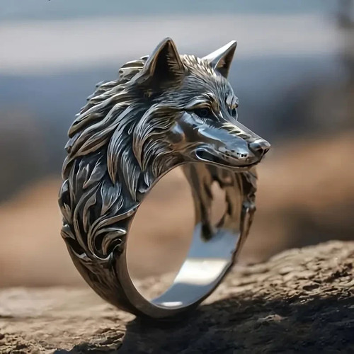 Wolf head ring band - head,